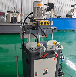 Tugev PVC UPVC akende kiire kopeerimismasin
